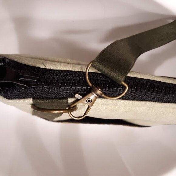 New Travel Sling bag Western Bear Paw Prints design Sage Suede Brown blue rustic - Picture 13 of 14